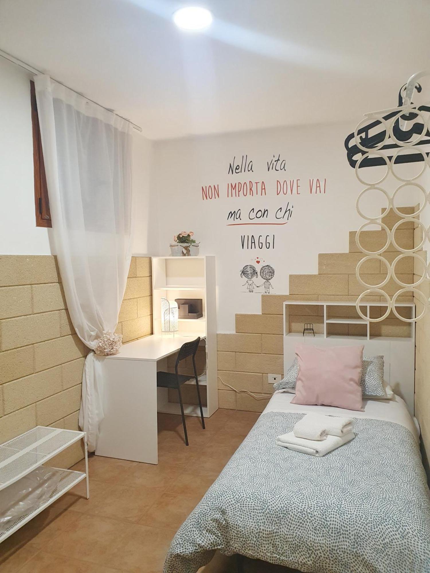 La Dimora Di Don Vito - Appartamento Confortevole Bari Buitenkant foto